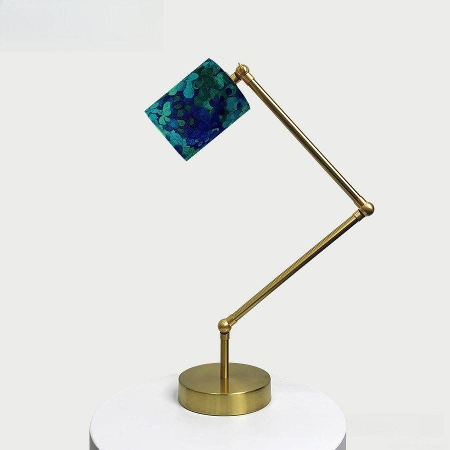 Century Textile & Sewing Supply Online Shopping - 조절 가능한 독서등: 메탈 베이스와 리버티