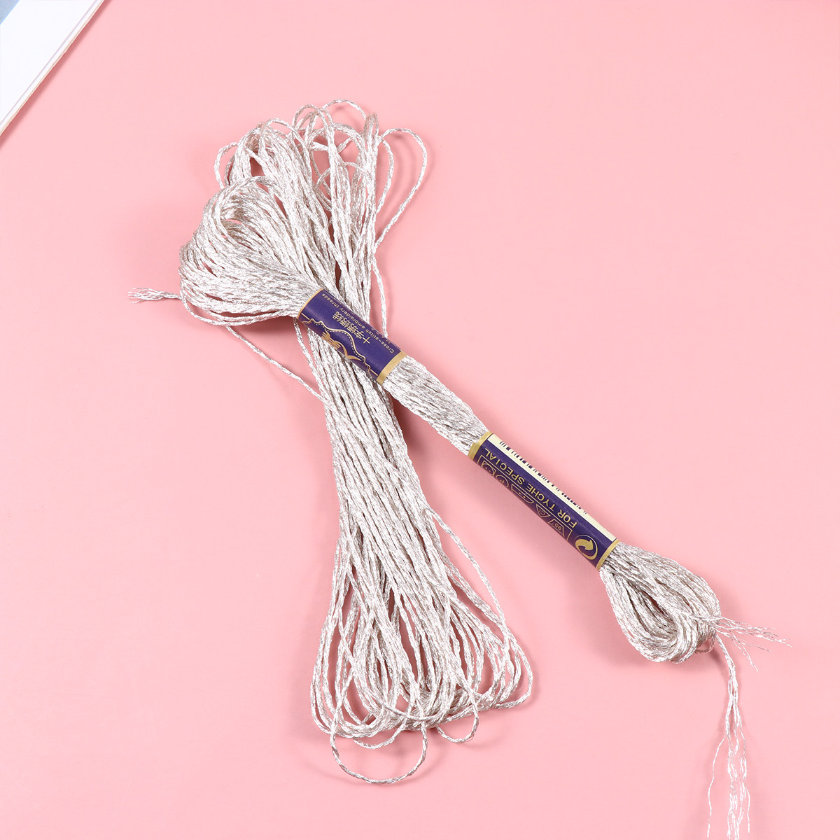 12개입 반짝이는 메탈릭 재봉실, 롤당 8미터, 12가 - Sewing Roll 리뷰 및 가격